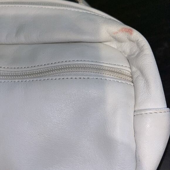 Vintage hip bag unisex leather Fanny pack • waist bag • adjustable strap • vacay - Picture 10 of 12